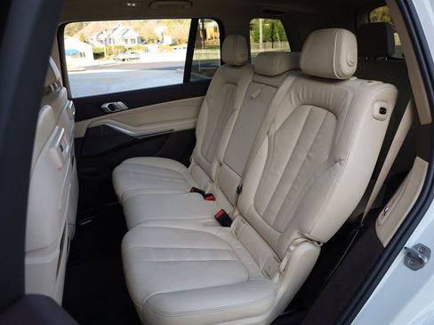 Used 2019 BMW X7 xDrive40i image 19