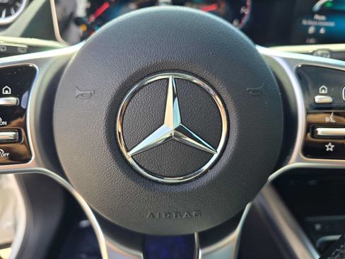 Used 2021 Mercedes-Benz GLA 250 4MATIC image 24