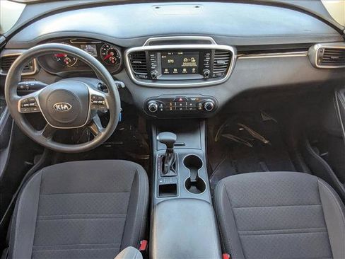 Used 2020 Kia Sorento L image 17