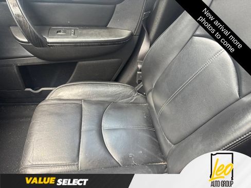 Used 2014 GMC Acadia SLT AWD/4WD image 7