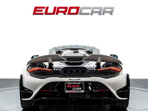 Used 2021 McLaren 765LT RWD image 4