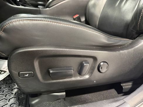 Used 2016 Toyota Highlander XLE image 24