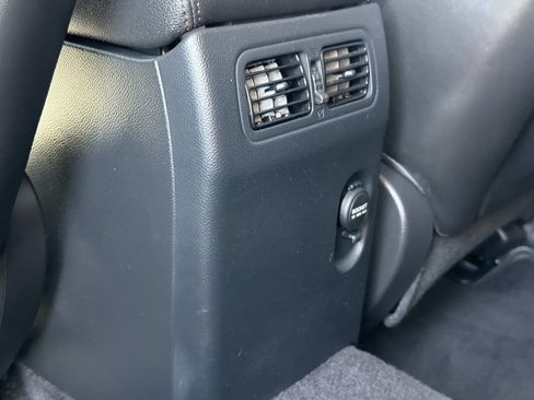 Used 2017 INFINITI QX70 AWD image 18