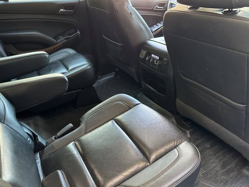Used 2018 Chevrolet Tahoe Premier AWD/4WD image 18