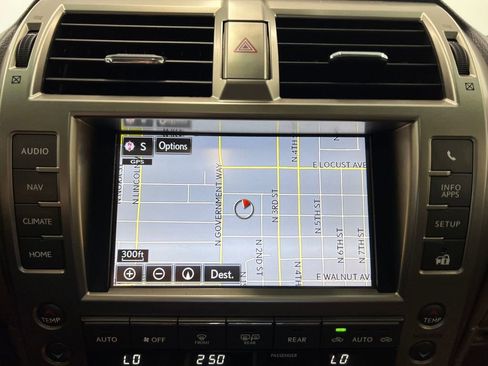 Used 2019 Lexus GX 460 Luxury AWD/4WD image 25