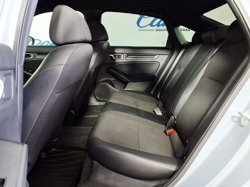 Used 2023 Honda Civic Sport image 9