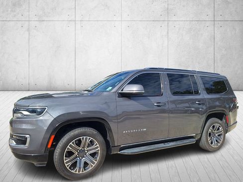 Used 2022 Jeep Wagoneer Series III w/ Rear Seat Video Group 1 image 1