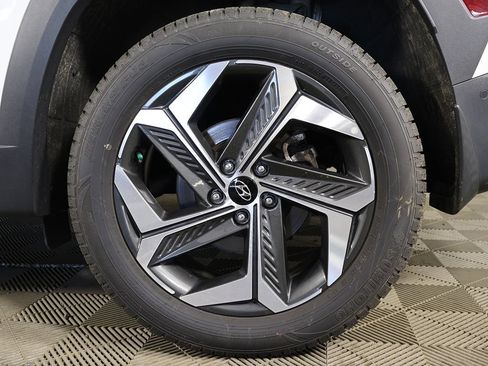 Used 2023 Hyundai Tucson Limited AWD/4WD image 25