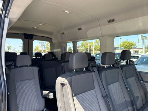 Used 2023 Ford Transit 350 XLT RWD image 22