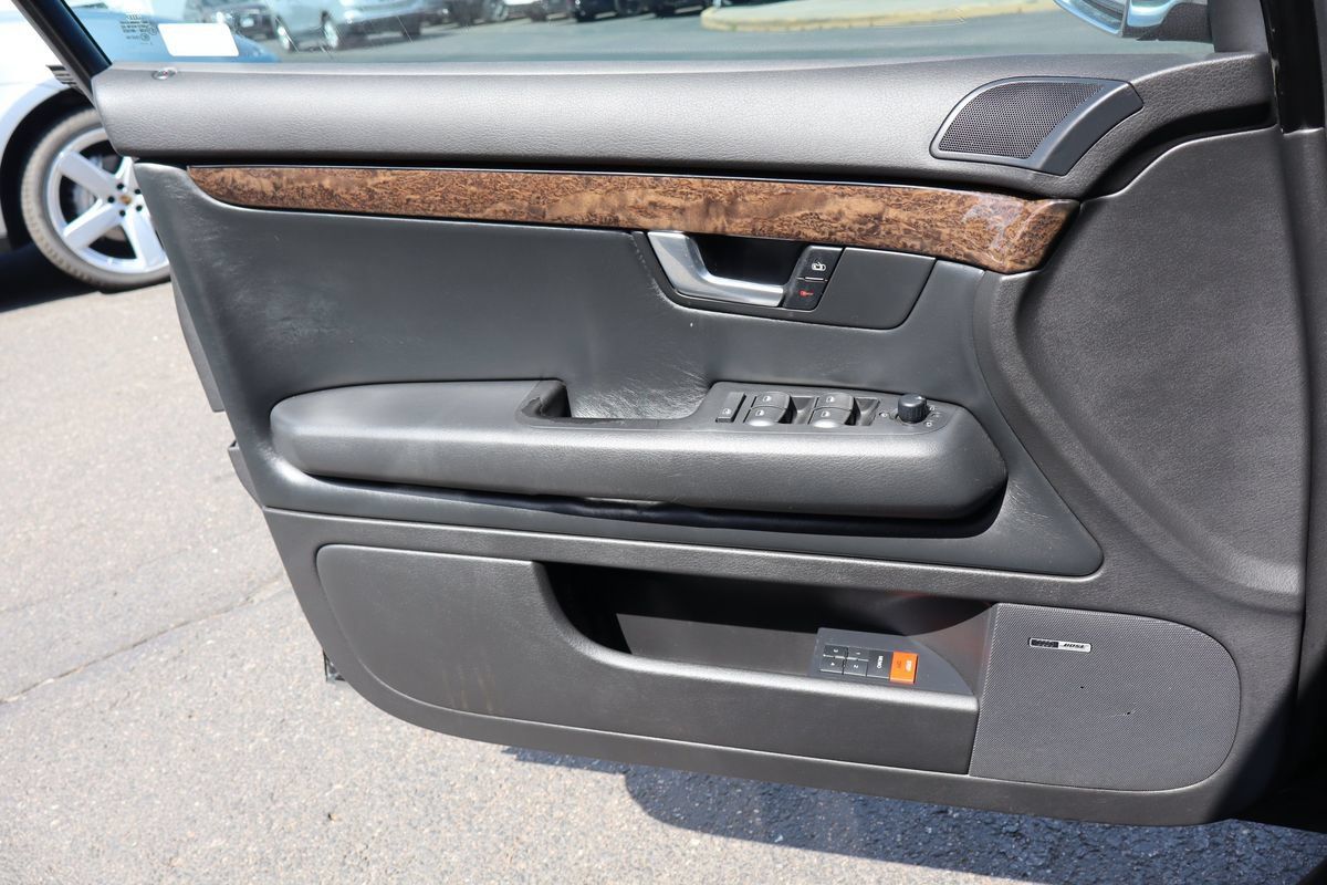 Used 2004 Audi S4 Sedan AWD/4WD image 36