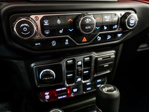 Used 2019 Jeep Wrangler Unlimited Rubicon image 22