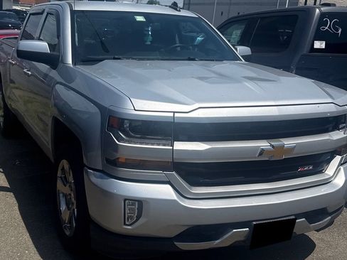 Used 2017 Chevrolet Silverado 1500 LT w/ All Star Edition AWD/4WD image 3
