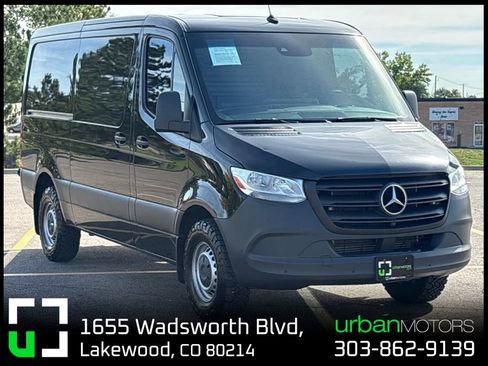 Used 2022 Mercedes-Benz Sprinter 2500 image 1