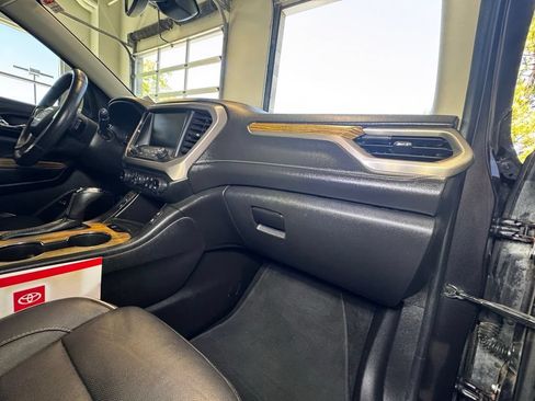 Used 2017 GMC Acadia Denali w/ Technology Package FWD image 49