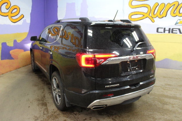 Used 2017 GMC Acadia Denali AWD/4WD image 6