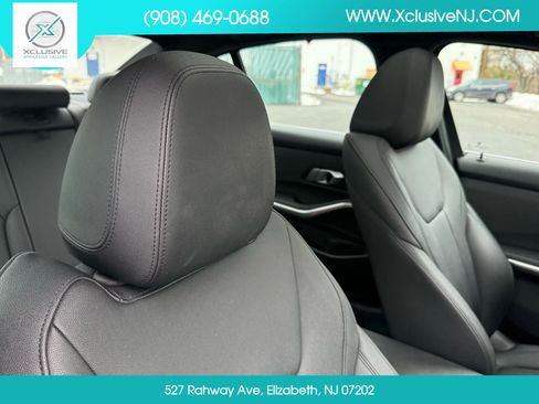 Used 2021 BMW 330i Sedan w/ Convenience Package image 25