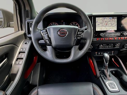 New 2026 Nissan Frontier PRO-4X AWD/4WD image 9