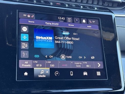 Used 2023 Jeep Grand Cherokee Altitude image 30