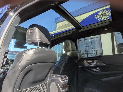 Used 2023 Mercedes-Benz GLS 450 4MATIC image 42