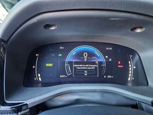 Used 2026 Toyota Camry SE FWD image 34