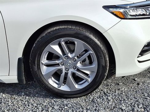 Used 2019 Honda Accord LX image 11