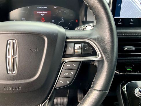 Used 2023 Lincoln Nautilus FWD w/ Premium Package image 24