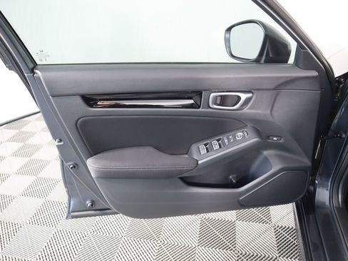 Certified 2023 Honda Civic EX image 24