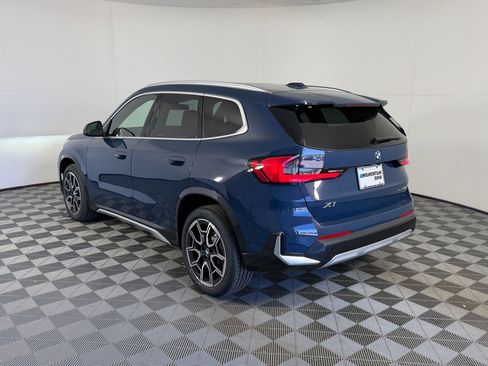 Used 2026 BMW X1 xDrive28i w/ Technology Package AWD/4WD image 3