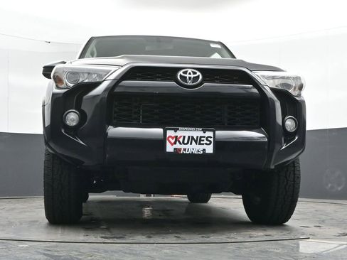 Used 2015 Toyota 4Runner SR5 image 44