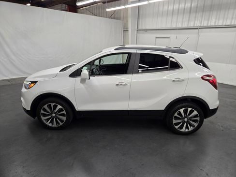 Used 2021 Buick Encore Preferred w/ Safety Package AWD/4WD image 2