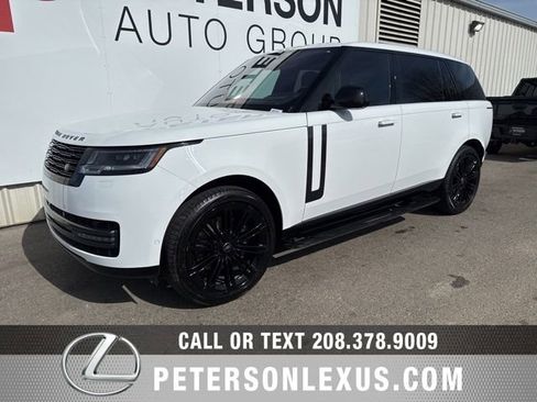 Used 2023 Land Rover Range Rover Long Wheelbase SE image 8