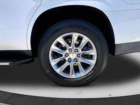 Used 2021 Chevrolet Tahoe Premier w/ Premium Package AWD/4WD image 36