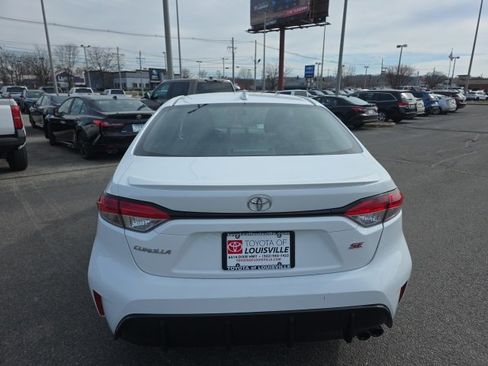 Used 2024 Toyota Corolla SE image 5