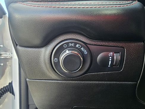 Used 2023 Dodge Durango GT image 14