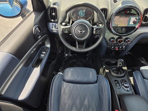 Used 2024 MINI Cooper Countryman S w/ Premium Package FWD image 12