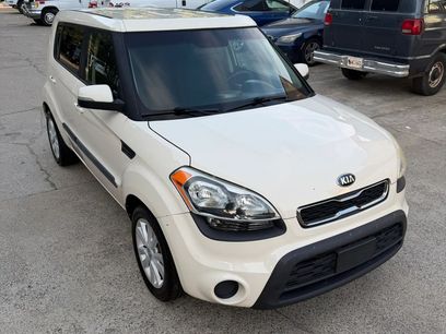 Used 2013 Kia Soul + w/ Audio Pkg