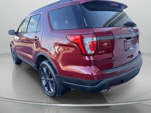 Used 2019 Ford Explorer XLT w/ XLT Sport Appearance Package image 7