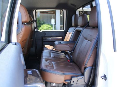 Used 2015 Ford F250 Platinum w/ FX4 Off-Road Package AWD/4WD image 36