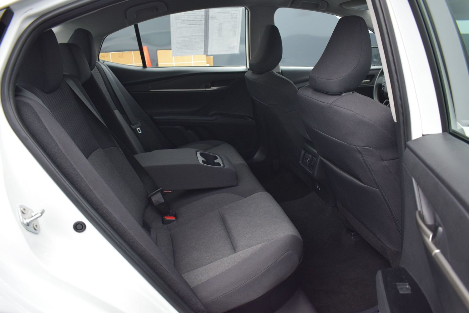 Used 2025 Toyota Camry LE FWD image 11