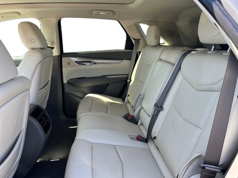 Used 2019 Cadillac XT5 Luxury image 10