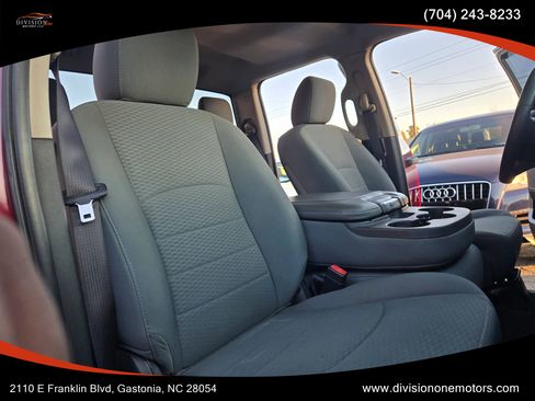 Used 2018 RAM 1500 Express w/ Express Value Package image 11