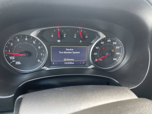 Used 2019 GMC Terrain SLT AWD/4WD image 17