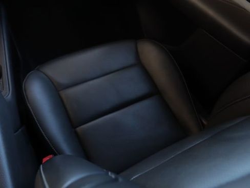 Used 2019 Cadillac XT4 Premium Luxury image 27