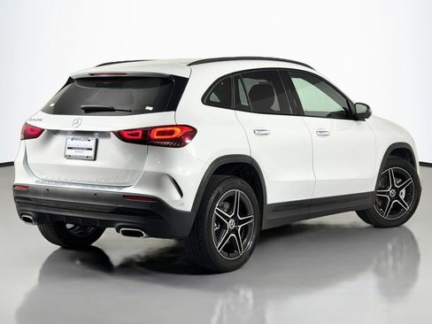 Used 2023 Mercedes-Benz GLA 250 image 13