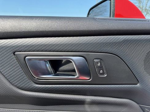 Used 2024 Ford Mustang Premium image 10