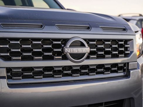 New 2026 Nissan Frontier SV w/ Tow Package RWD image 5