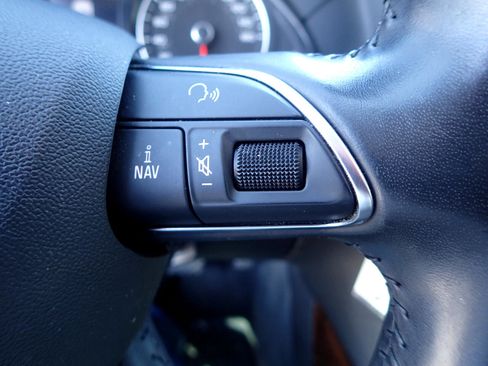 Used 2015 Audi Q5 2.0T Premium image 17