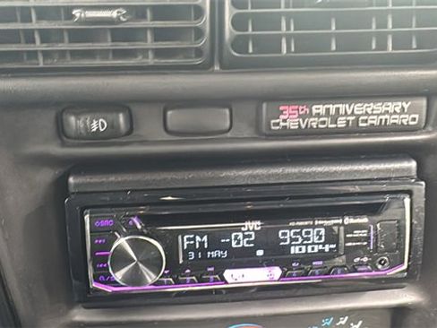 Used 2002 Chevrolet Camaro LT image 22