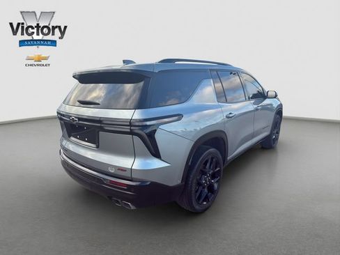 Used 2024 Chevrolet Traverse RS w/ LPO, Floor Liner Package AWD/4WD image 7