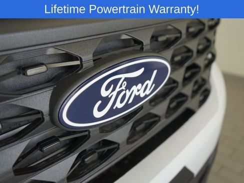 New 2025 Ford Maverick XLT w/ XLT Luxury Package image 19